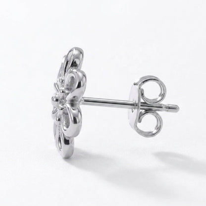 Daisy Studs