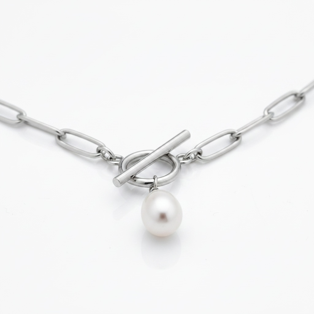 Audrey silver toggle necklace with pearl pendant and paperclip chain
