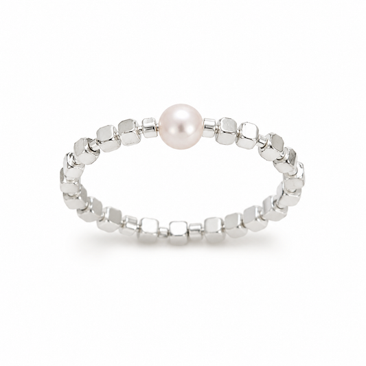 Joanna silver beaded ring with single pearl detail