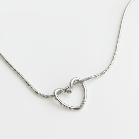 Scarlett Heart Bracelet